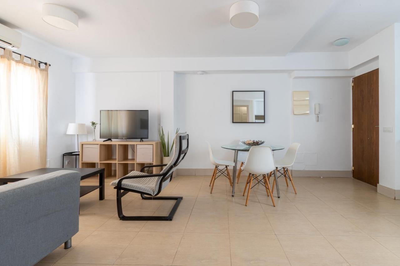 Fun Building Flats By Homeabout Málaga Esterno foto