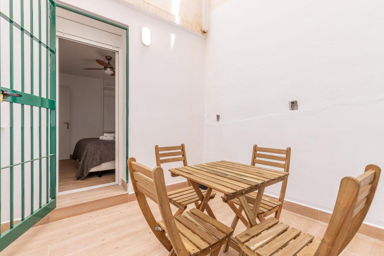 Fun Building Flats By Homeabout Málaga Esterno foto