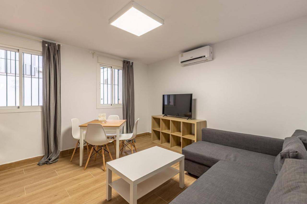 Fun Building Flats By Homeabout Málaga Esterno foto
